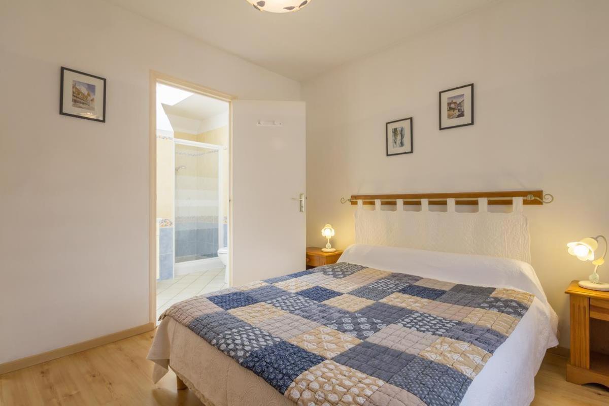 Logis De L'Orme Bed & Breakfast La Rochepot ภายนอก รูปภาพ